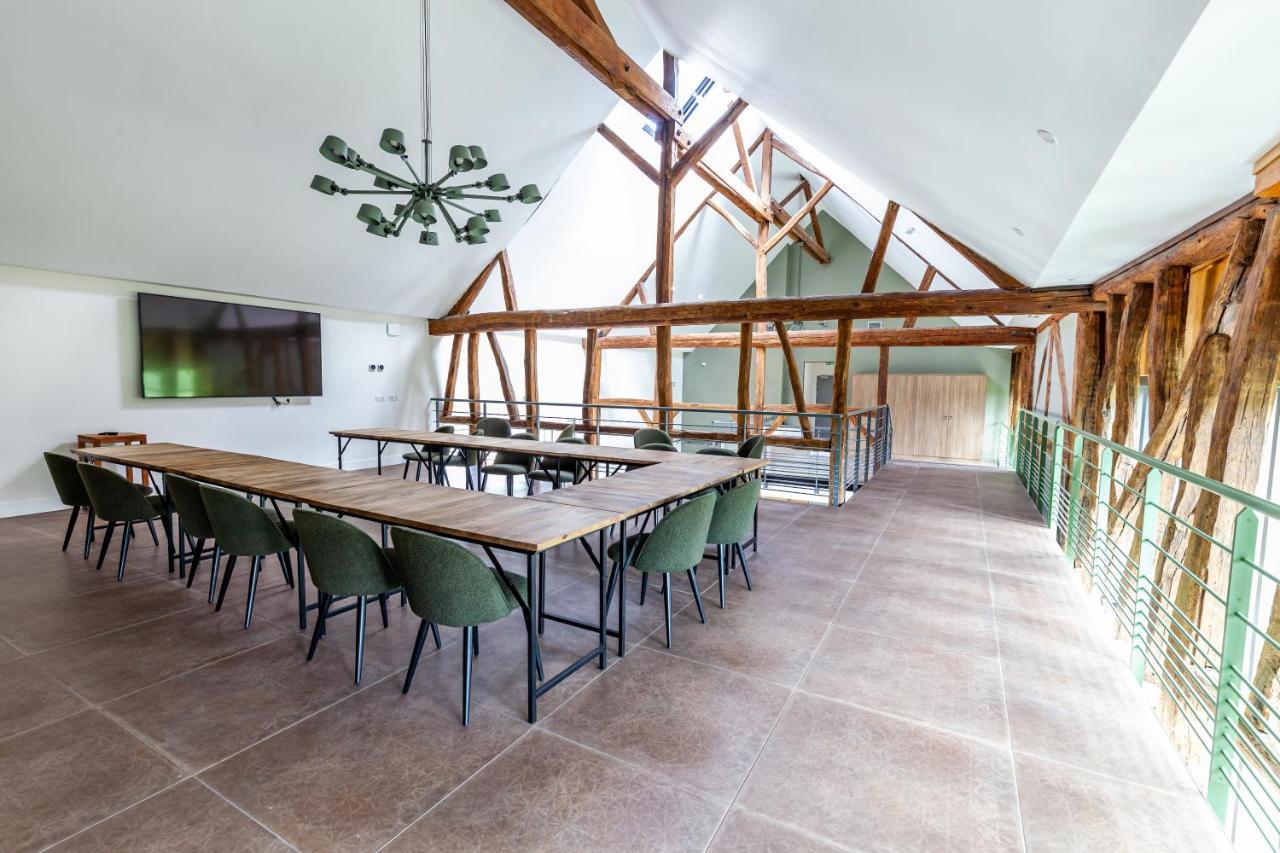 Hameau Des 40 Arpents Hotell Gergy Exteriör bild