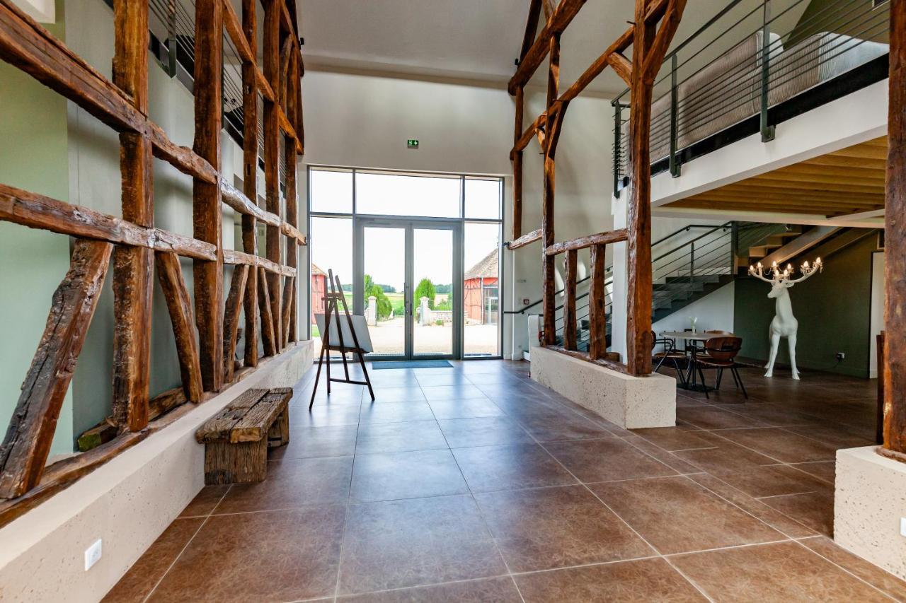 Hameau Des 40 Arpents Hotell Gergy Exteriör bild