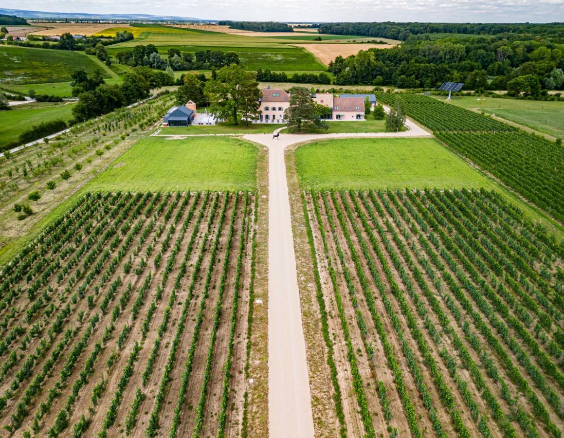 Hameau Des 40 Arpents Hotell Gergy Exteriör bild