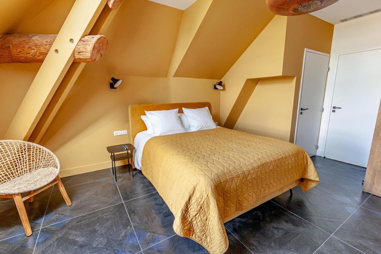 Hameau Des 40 Arpents Hotell Gergy Exteriör bild