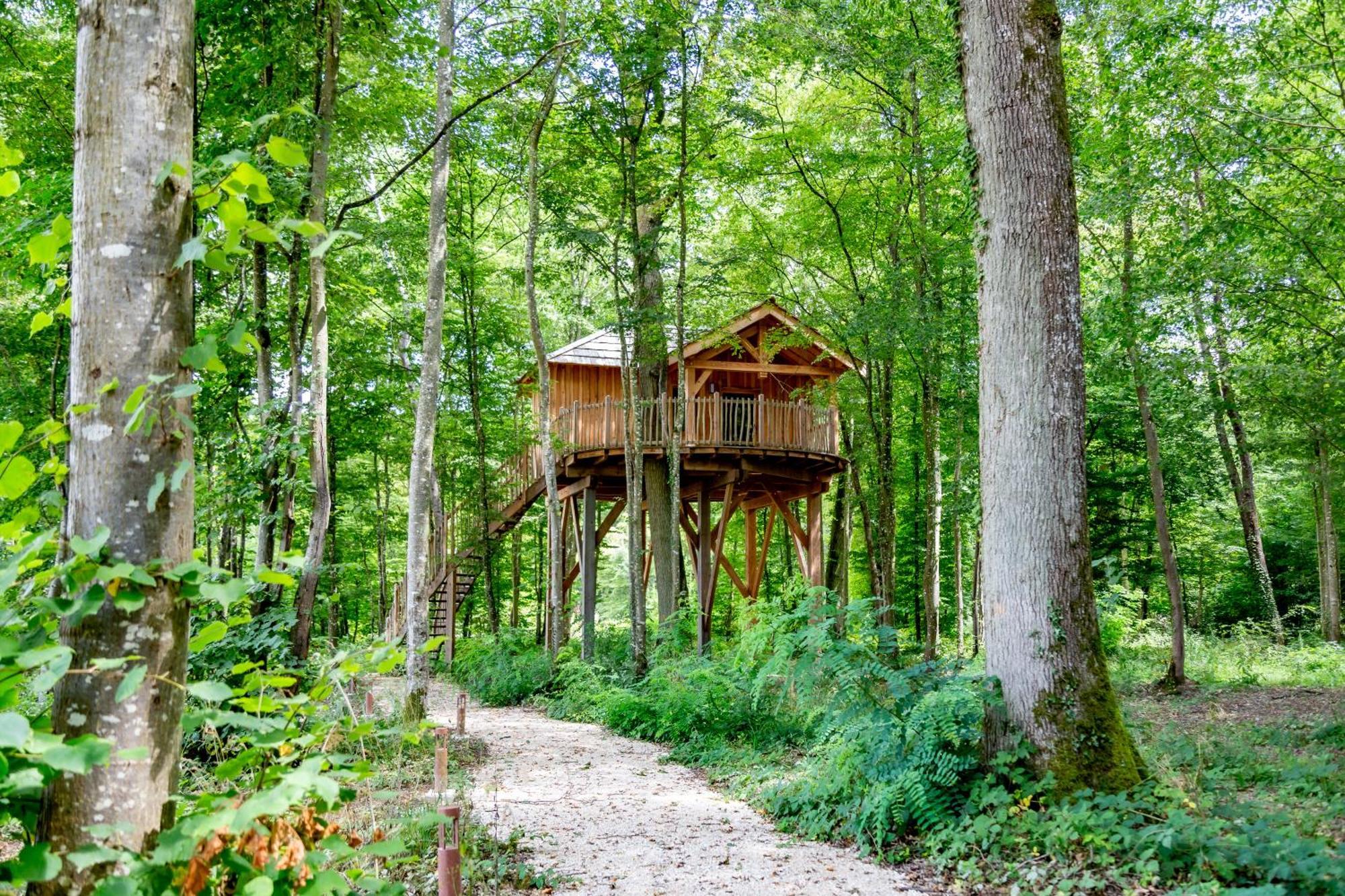 Hameau Des 40 Arpents Hotell Gergy Exteriör bild
